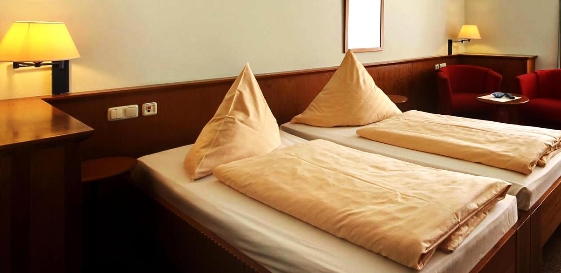 Landsitz Hotel 滕普林 外观 照片